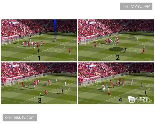 镜头捕捉：亚特兰大后卫在防守角球时，与对方前锋在禁区内持续的卡位缠斗